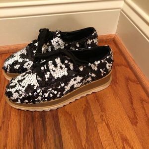 Black & White Beauties